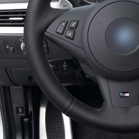 Оплетка на руль из «Premium» экокожи BMW E64 (Convertible) 2004-2010 г.в. (с выемками под пальцы, черная)